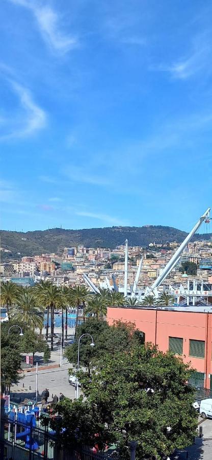 Ad Un Passo Dall'Acquario In Zona Expo Genua Buitenkant foto